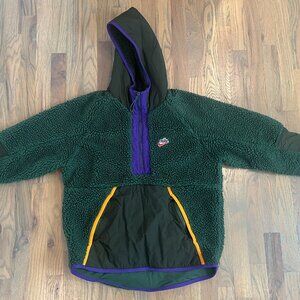 Nike Sherpa Fleece Pullover Hoodie w/ Vintage Logo